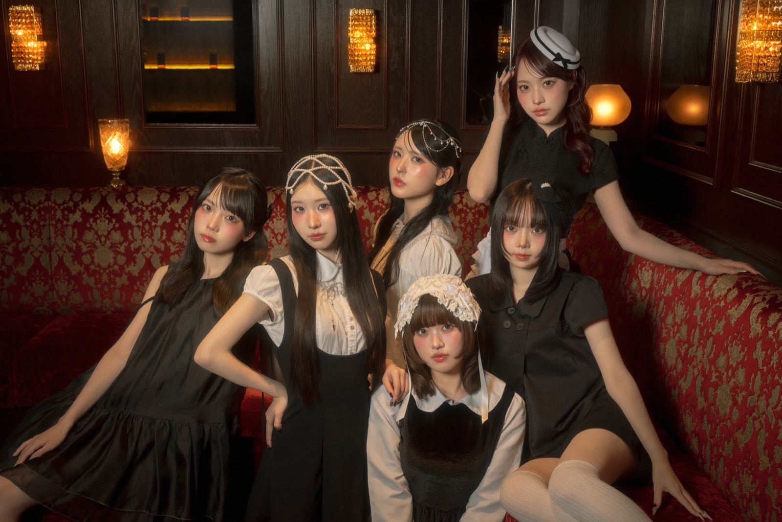 ツキナミの公式アーティスト写真