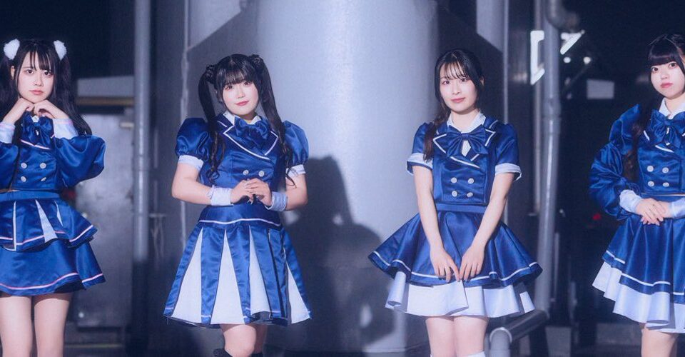 最愛のマルベリー公式Xのヘッダーに掲載された現メンバー4人の写真