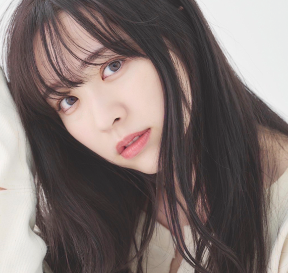 元乃木坂46・渡辺みり愛の公式プロフィール写真