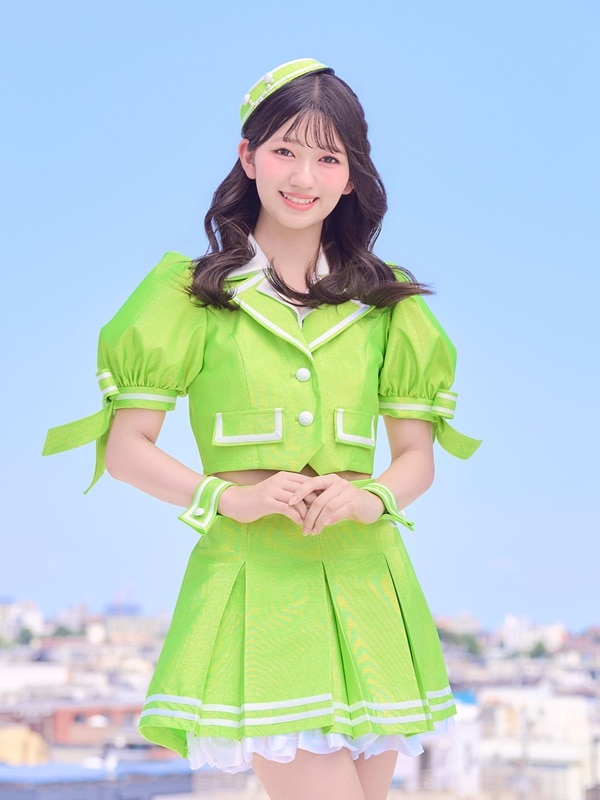 SUPER☆GiRLS第7章の新メンバーとして発表された二宮伶寧の公式写真