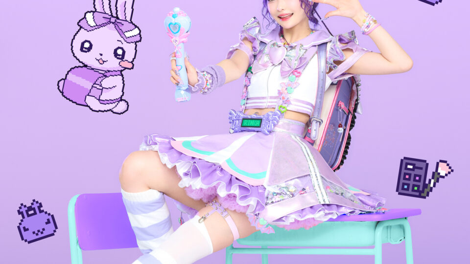 NANIMONO紫担当・紫苑りんかの公式プロフィール写真